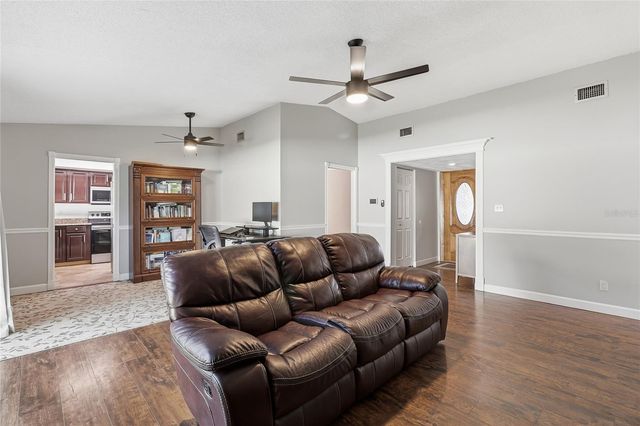 3825 GARNET DRIVE, Mulberry, FL 33860