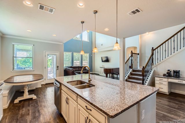 13125 shoreline, San Antonio, TX 78254