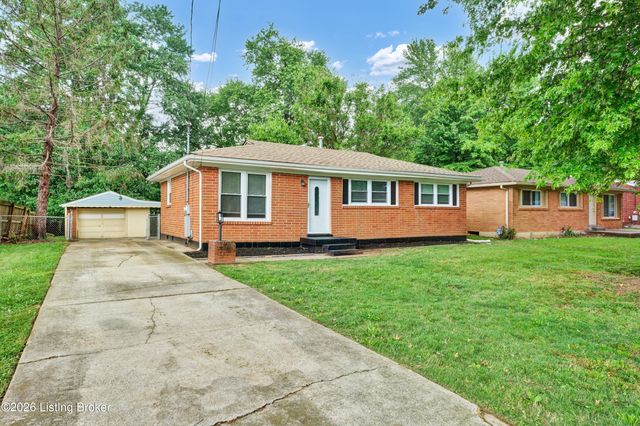 9508 Yellow Pine Ct, Louisville, KY 40229