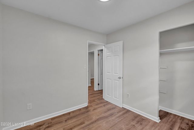 9508 Yellow Pine Ct, Louisville, KY 40229