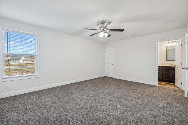 1103 Eagles View Dr, Clarksville, TN 37040