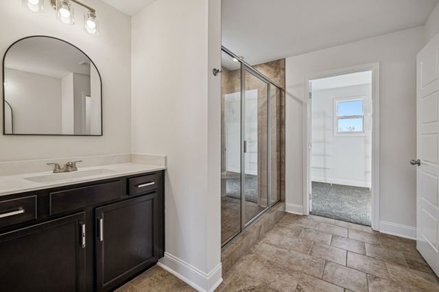 1103 Eagles View Dr, Clarksville, TN 37040