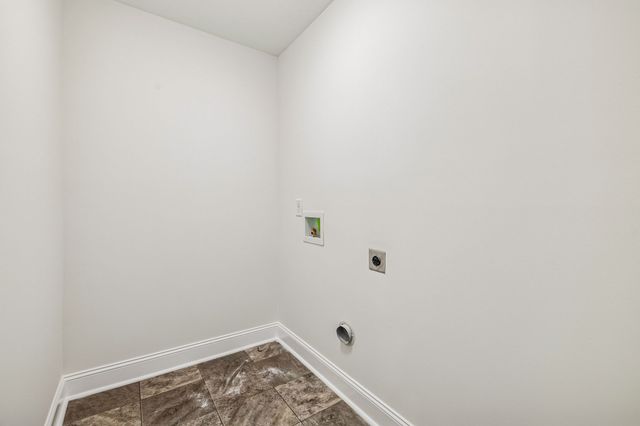 1103 Eagles View Dr, Clarksville, TN 37040