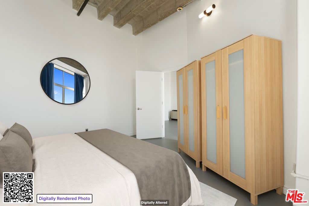 Image 14 of property listing at 312 W 5th Street 917, Los Angeles, CA 90013