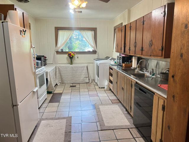 214 Susong Lane, Greeneville, TN 37743