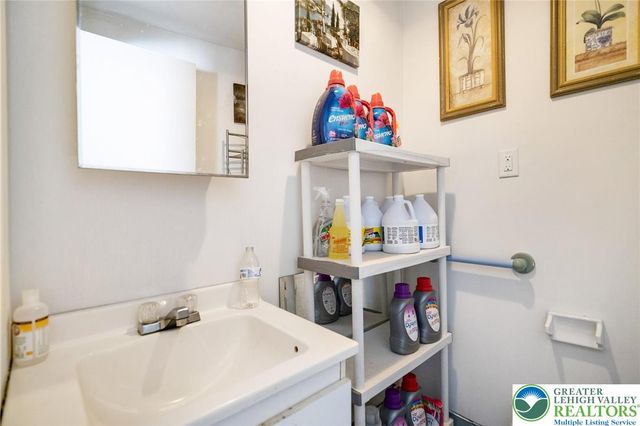 2101 Lakeside Drive, Coolbaugh Twp, PA 18466