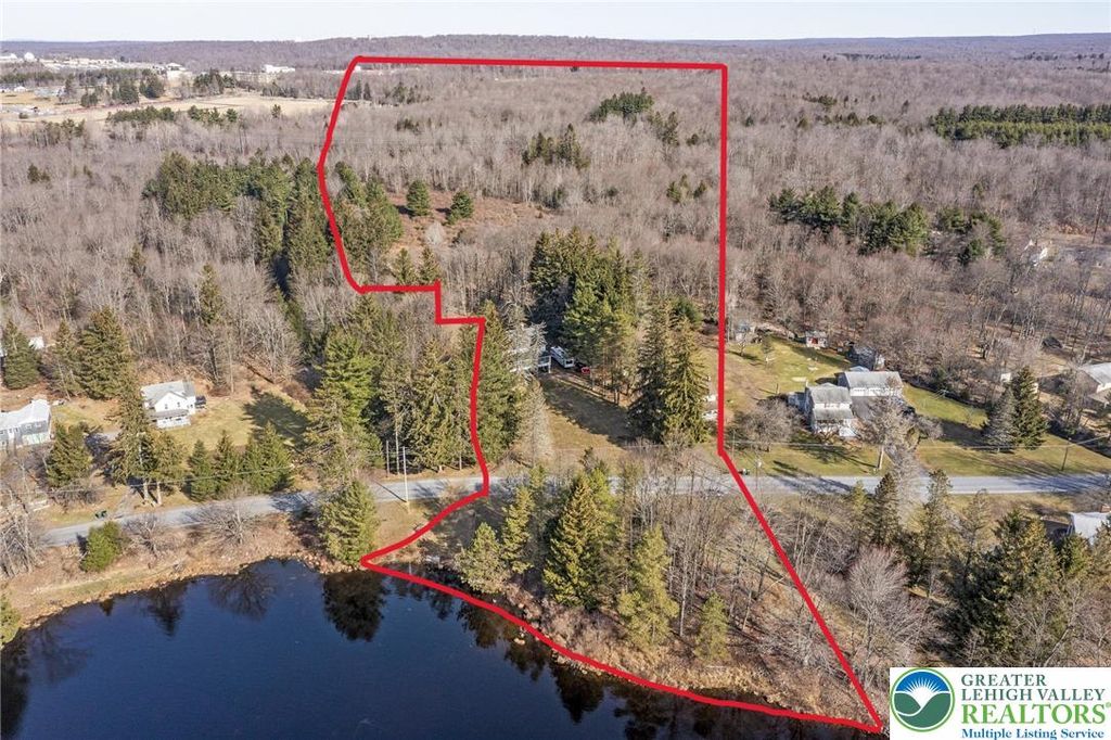 2101 Lakeside Drive, Coolbaugh Twp, PA 18466