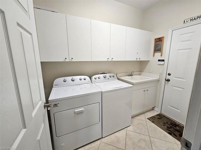 10518 Avila CIR, Fort Myers, FL 33913