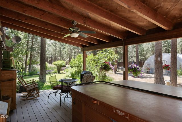 51889 Pine Loop Drive, La Pine, OR 97739