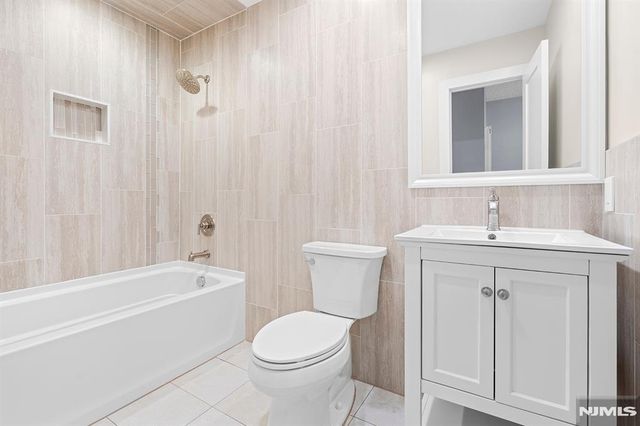 52 Reilly Court, Hackensack, NJ 07601