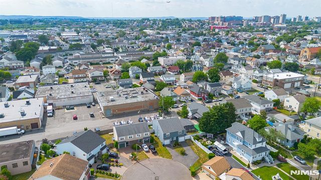 52 Reilly Court, Hackensack, NJ 07601