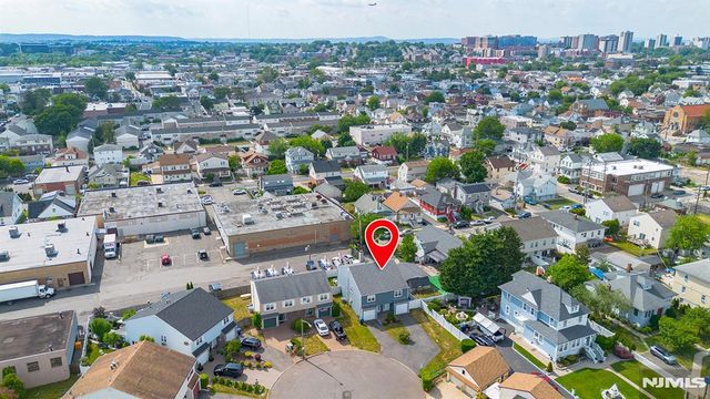 52 Reilly Court, Hackensack, NJ 07601