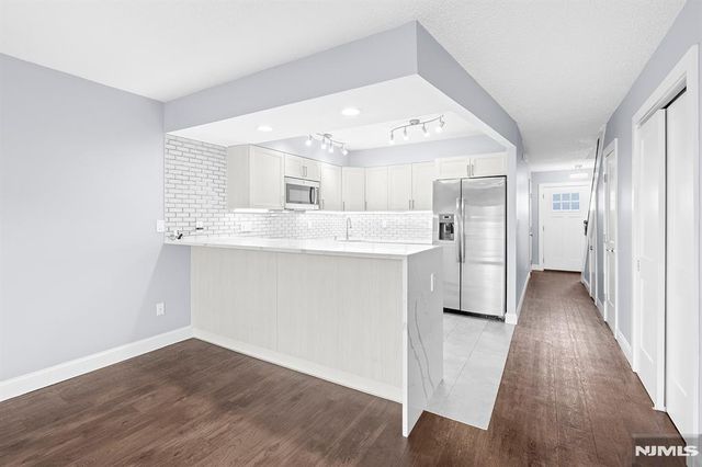52 Reilly Court, Hackensack, NJ 07601