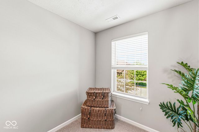 10143 Pepper Tree Lane, Noblesville, IN 46060
