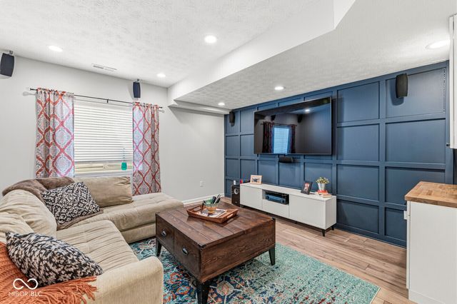 10143 Pepper Tree Lane, Noblesville, IN 46060
