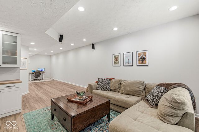 10143 Pepper Tree Lane, Noblesville, IN 46060