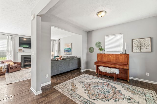 10143 Pepper Tree Lane, Noblesville, IN 46060