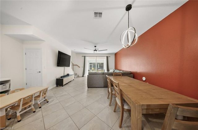 2930 Citrus ST, Naples, FL 34120