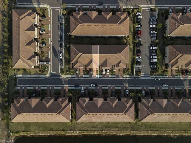 2930 Citrus ST, Naples, FL 34120