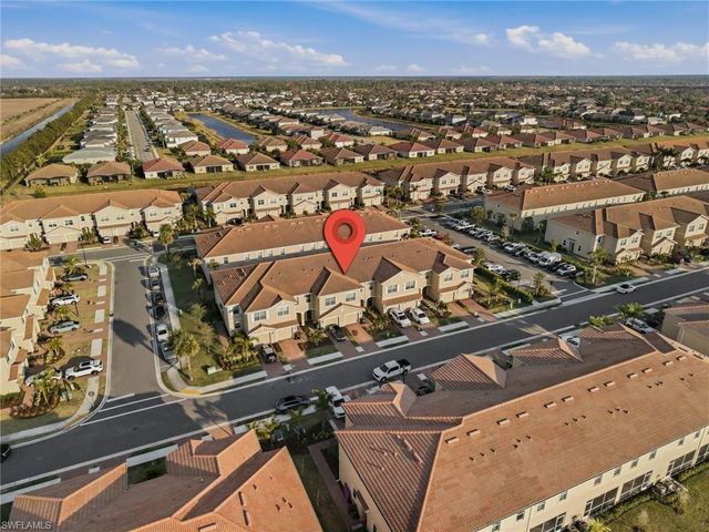 2930 Citrus ST, Naples, FL 34120