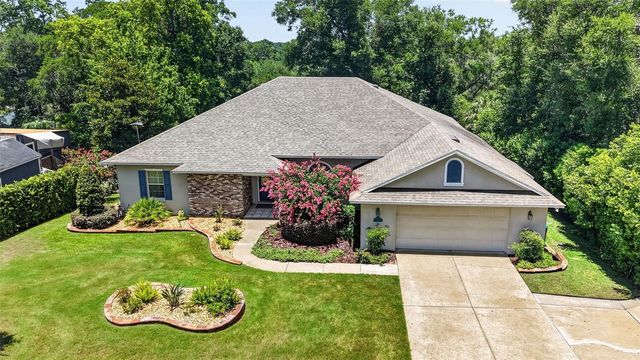 705 HILLTOP COURT, Mount Dora, FL 32757