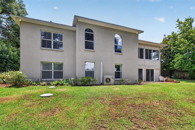 705 HILLTOP COURT, Mount Dora, FL 32757
