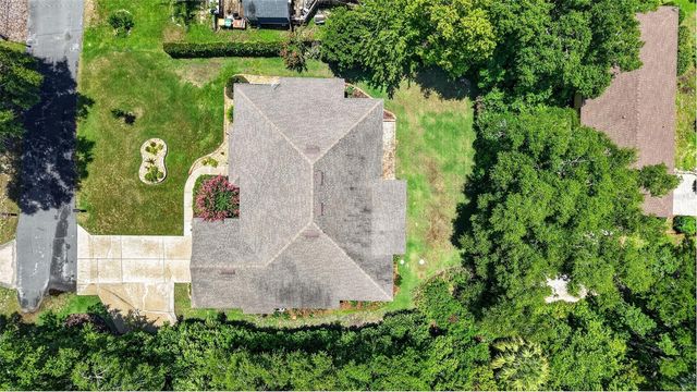 705 HILLTOP COURT, Mount Dora, FL 32757