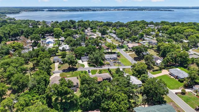 705 HILLTOP COURT, Mount Dora, FL 32757