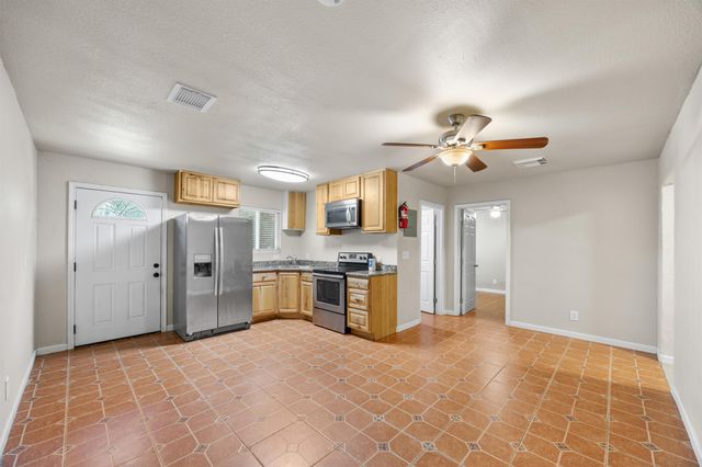 315 River wood DR, Bastrop, TX 78602