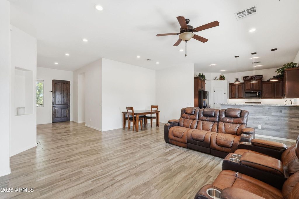 21131 W MORNING VISTA Drive, Wittmann, AZ 85361 — photo 5