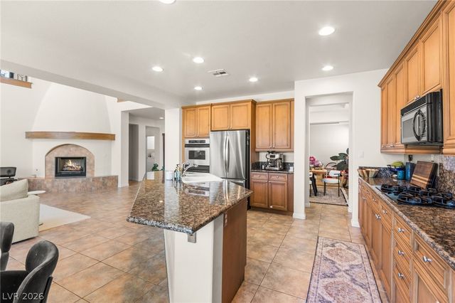 2745 Botticelli Drive, Henderson, NV 89052