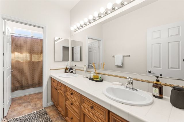 2745 Botticelli Drive, Henderson, NV 89052