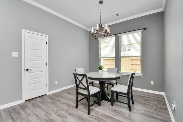 395 Hunter Ranch Way, Dayton, TX 77535