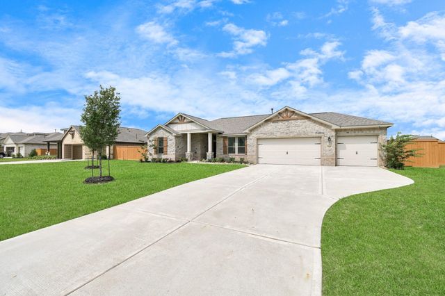 395 Hunter Ranch Way, Dayton, TX 77535