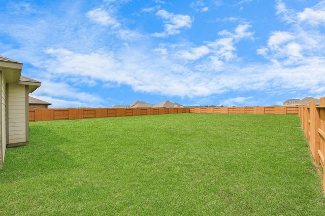 395 Hunter Ranch Way, Dayton, TX 77535