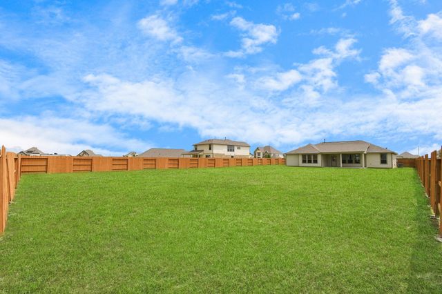 395 Hunter Ranch Way, Dayton, TX 77535