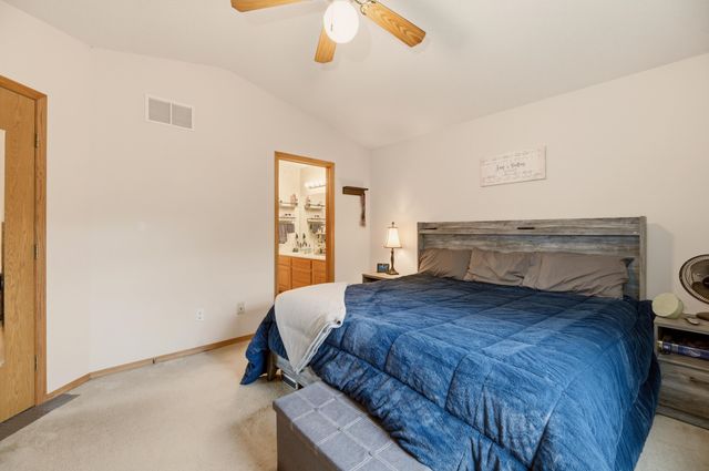 6943 E Perryton St, Bel Aire, KS 67226