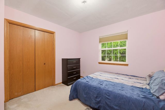 6943 E Perryton St, Bel Aire, KS 67226