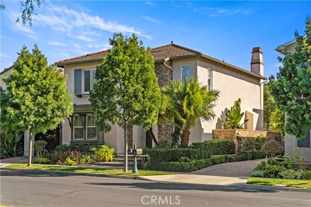 6 Napa, Irvine, CA 92602