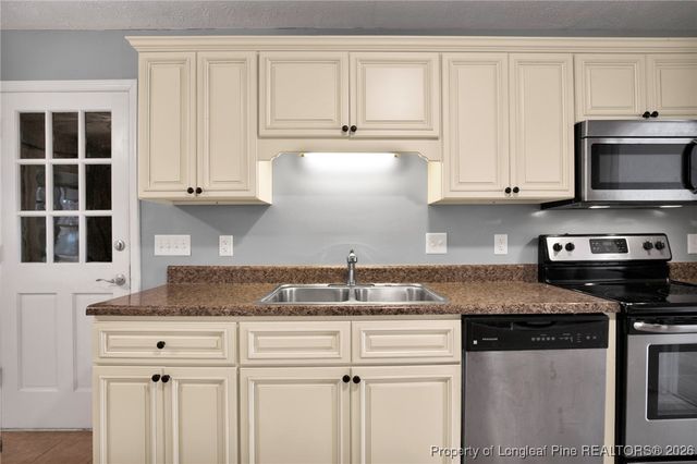 7030 Trevor Lane, Fayetteville, NC 28314