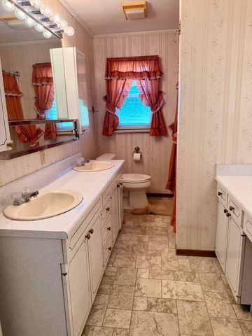 324 Hicks Lane, London, KY 40744
