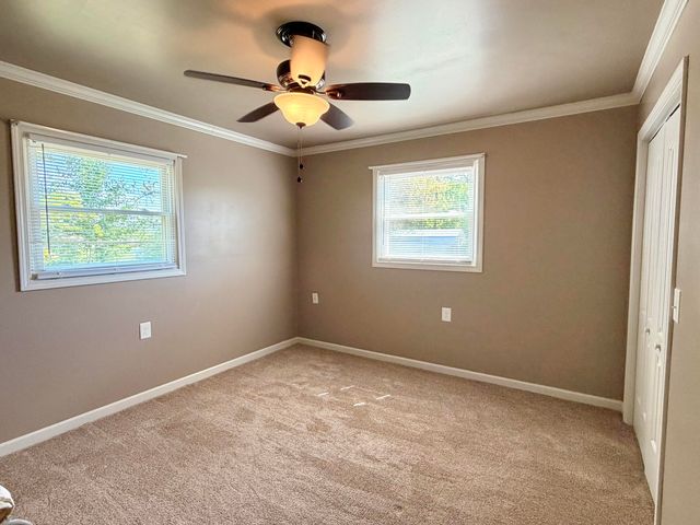 324 Hicks Lane, London, KY 40744