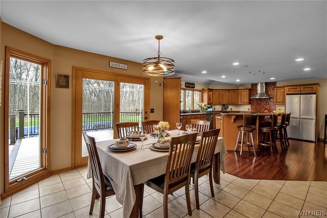 176 Timberlink Drive, Grand Island, NY 14072
