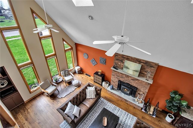 176 Timberlink Drive, Grand Island, NY 14072
