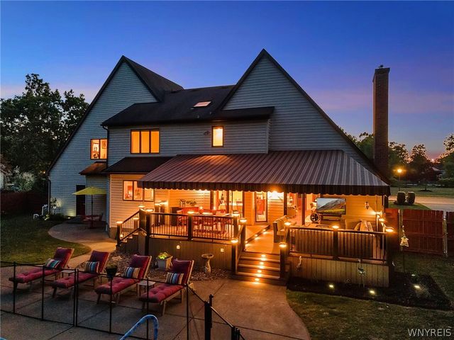 176 Timberlink Drive, Grand Island, NY 14072