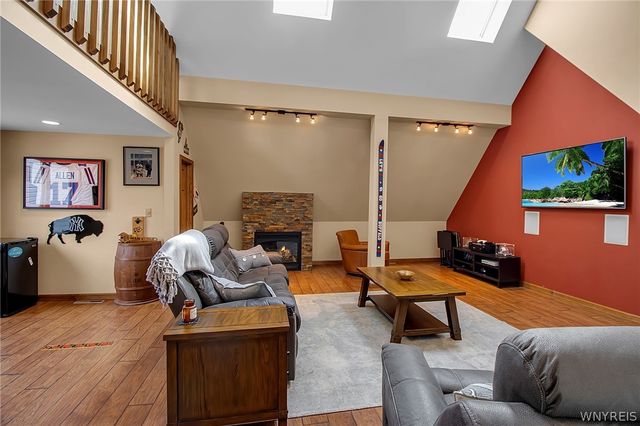 176 Timberlink Drive, Grand Island, NY 14072