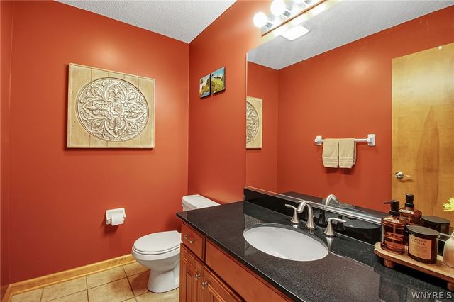 176 Timberlink Drive, Grand Island, NY 14072