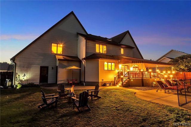 176 Timberlink Drive, Grand Island, NY 14072