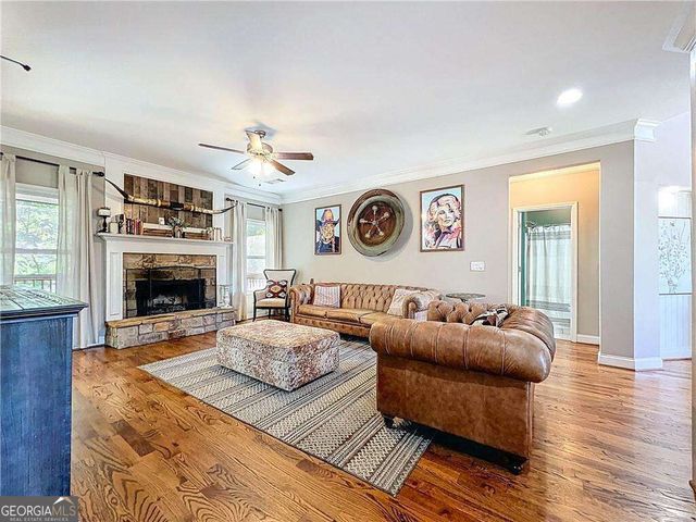 9 Hillshire Drive, Cartersville, GA 30120