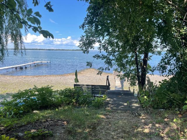 45 Campano Drive, Georgia, VT 05478